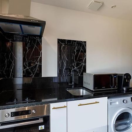 Proche Paris - Style Bali 350 M Gare Mantes Apartment Ngoại thất bức ảnh